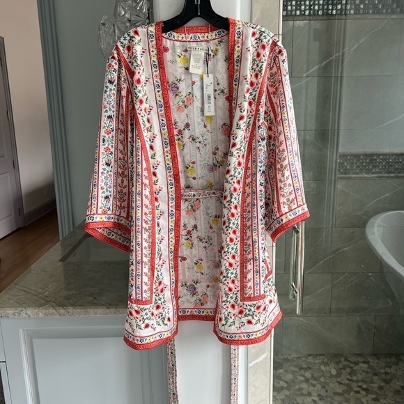 Alice + Olivia Domino Satin Floral Belted Kimono - Picture 7 of 13